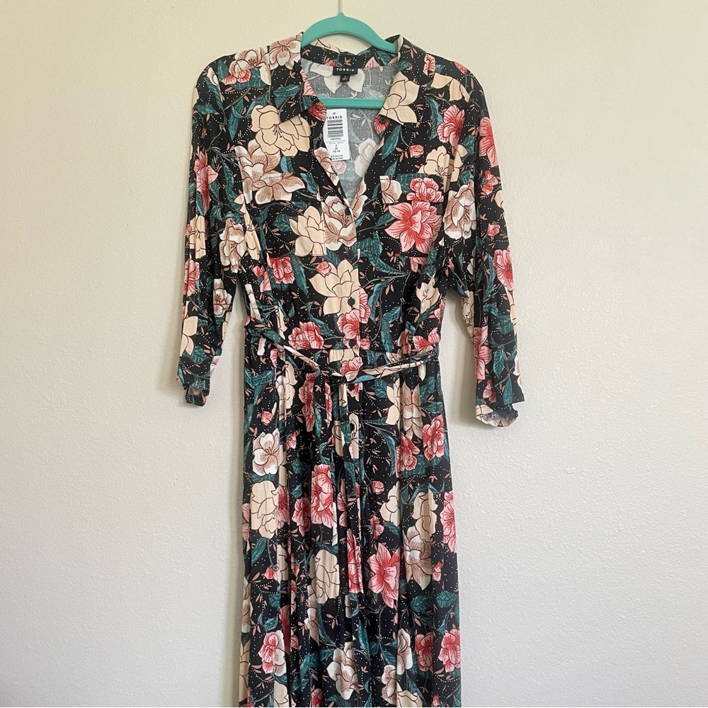 Torrid Floral Challis Shirtdress - Picture 5 of 11